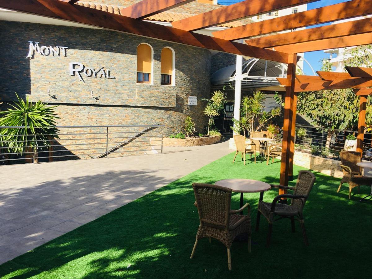 Hostal Mont Royal Alicante Bagian luar foto