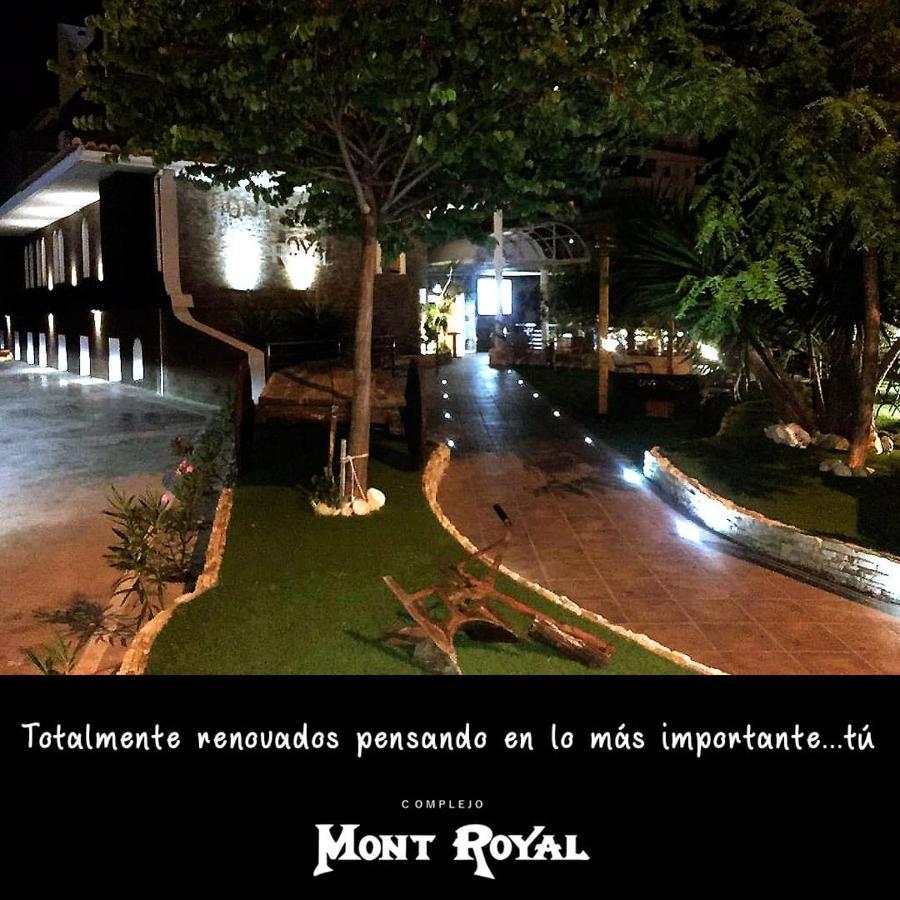 Hostal Mont Royal Alicante Bagian luar foto